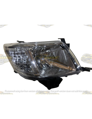 Toyota D4D Facelift Headlight - LHS
